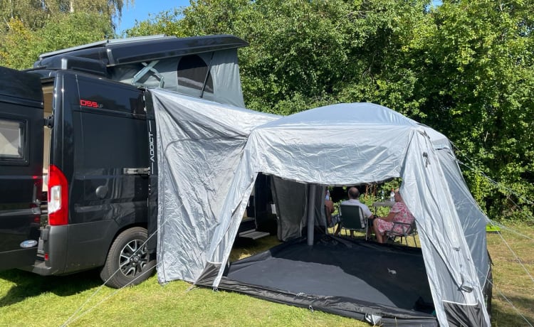 Frida  – Nieuwe Dreamer 55UP grote camper