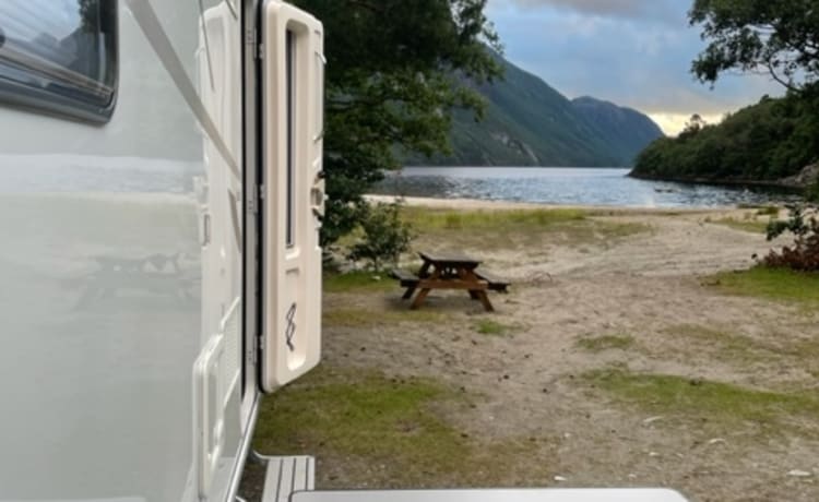 4 person Hymer semi-integrated from 2019