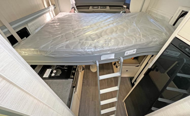 Skye – Pronto per l'inverno Nuovissimo 2023 Chausson 777GA Ultimate a 4 posti letto