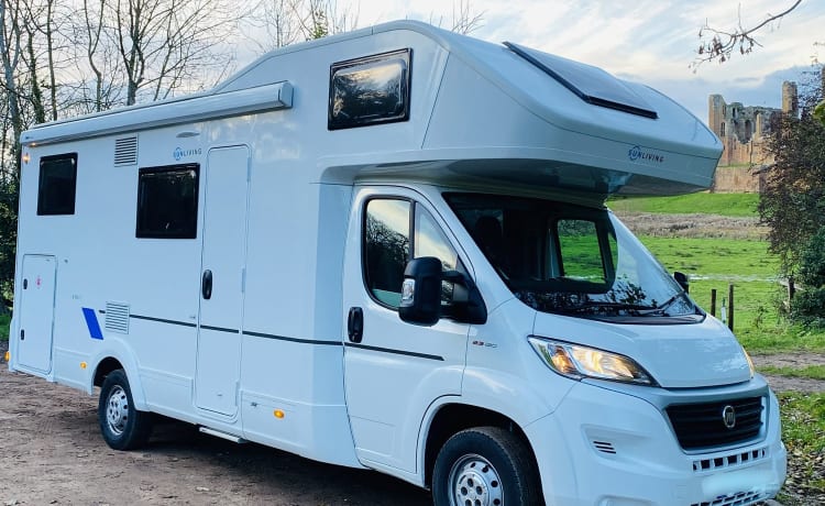 Coddiwomple – Adria Sunliving A75DP mit 6 Schlafplätzen