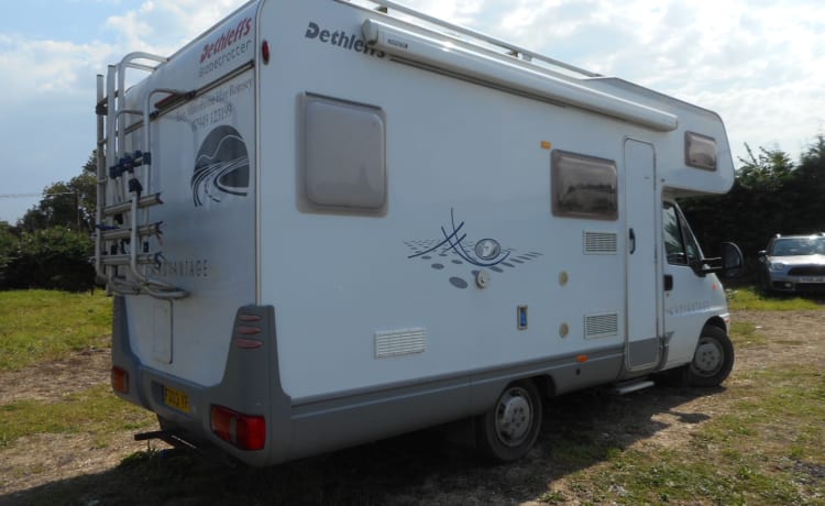 Easy 7  motorhome 6 berth Dethleffs 