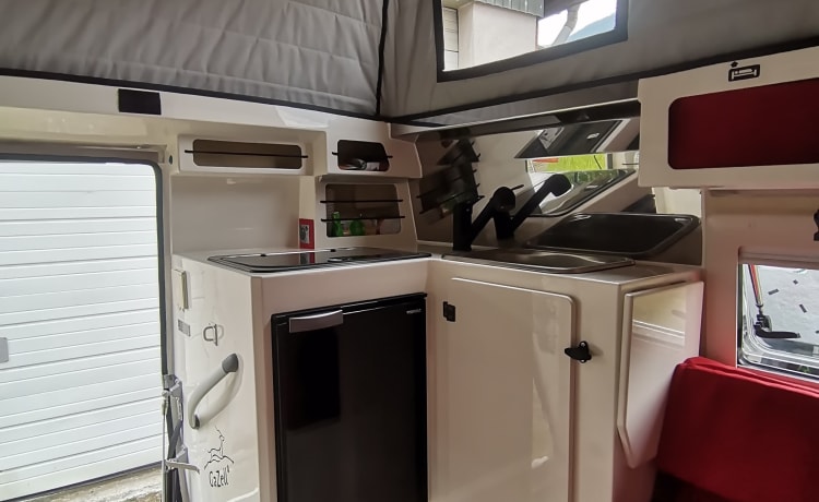 BLOOM –  le mini "camping car" 4x4 - 4 saisons passe partout 