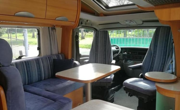 2p Hymer semi-integrated from 2007