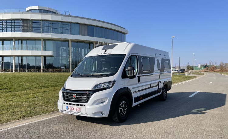 Adria Twin 640 SGX Plus A AUTOMATIQUE