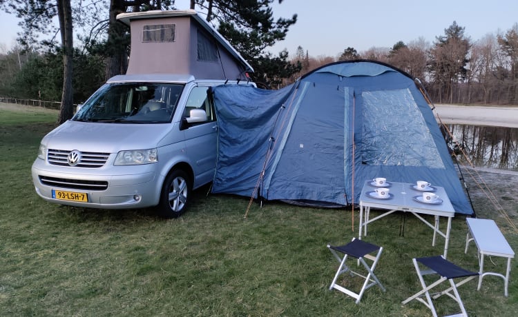 Volkswagen Multivan Camper 4 personnes