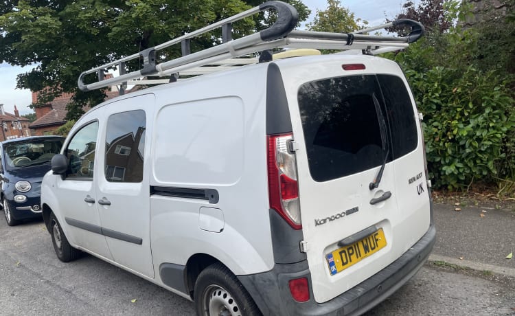 1 slaapplaats Renault Kangoo LWB Micro Camper