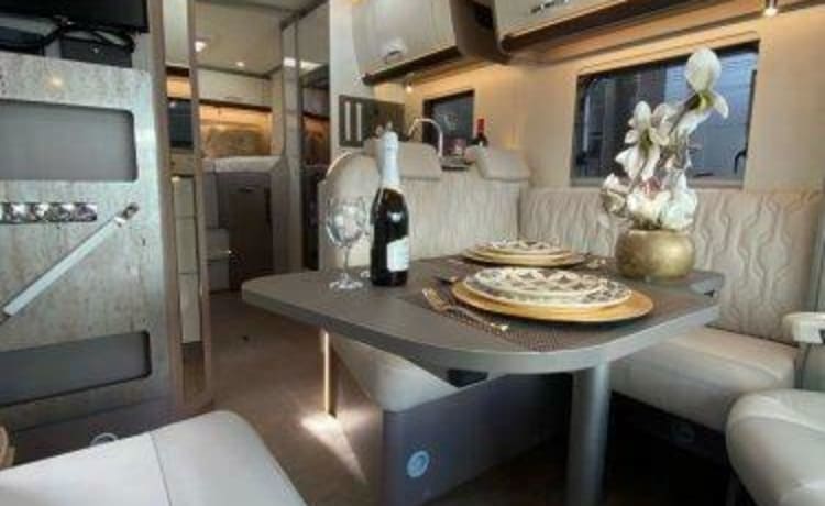 Very luxurious, spacious Burstner 728 Harmony line, single beds, air conditioning, EP Level