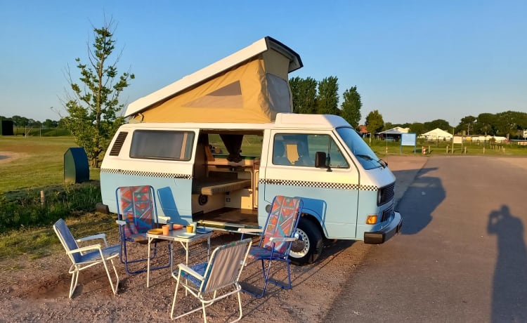 Stitch – Camping-car Volkswagen Westfalia rétro 5p de 1982 Stitch