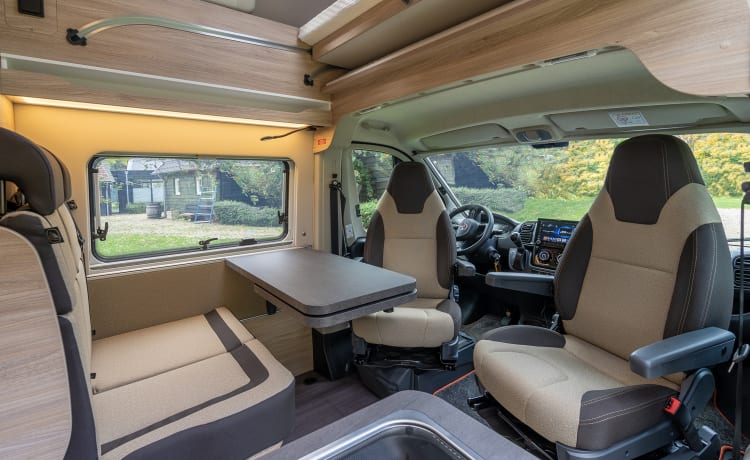 Easy rider family – Camper super compatto per 4 persone con 4 !! posti letto e distributore automatico