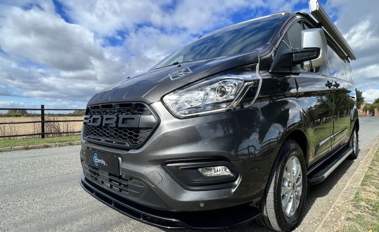 Heidi – Le FORD TRANSIT CUSTOM LWB EXPLORER