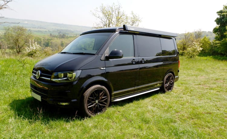 Cruisin-Camper – VW Transporter 2018 T6 – 4 slaapplaatsen