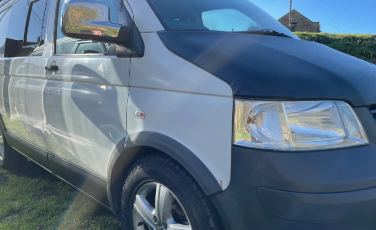 Pixy – Volkswagen T5 Campervan