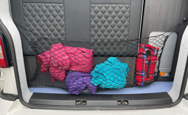 Pearl – Camping-car VW T5.1 2-4 couchages avec auvent