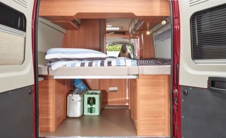 Camper bus fuori rete di lusso del 2018