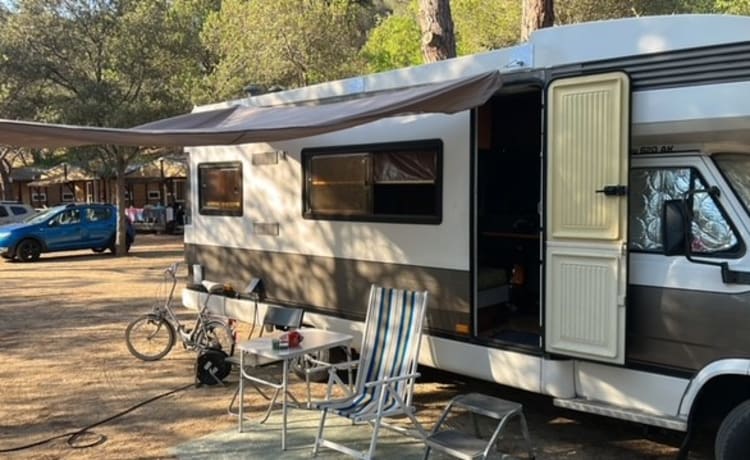 The Dude – Geweldige retro camper uit  1990 "The Dude"