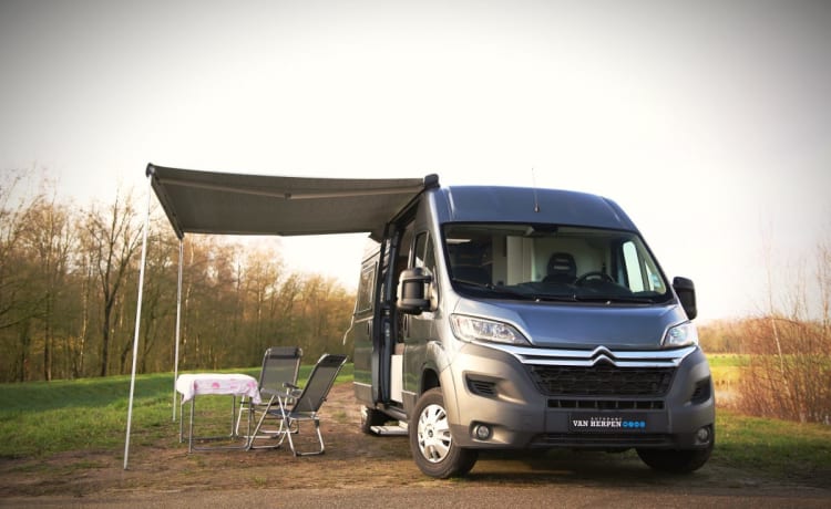 Jan – Jan │ Citroën Jumper 2 personnes camping car