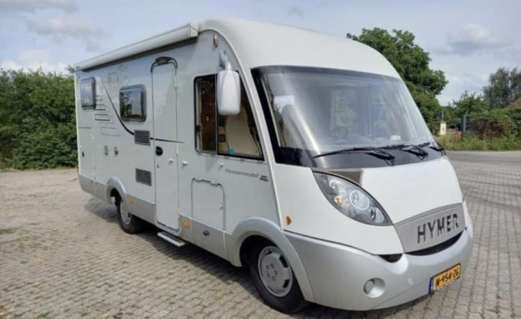 Tuppie – 4p Hymer Intégral de 2009