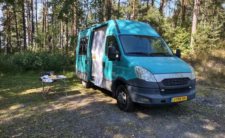 Ivy – Iveco Daily uit 2013 voor 2 personen