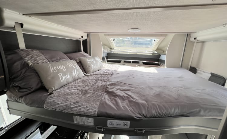 Duke – Chausson 2021 788 4-5 nascite con camera da letto privata ad isola e ampio garage