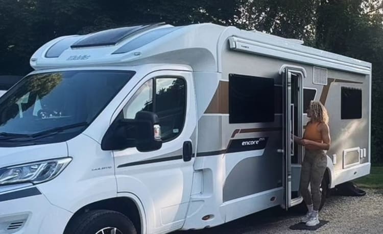 Iris – Elddis Encore Experience - 4 berth 