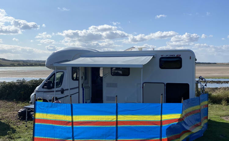 6 berth Fiat alcove from 2019