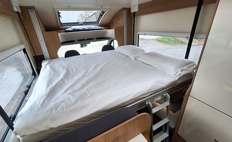 Auto Roller 707 – 2024 6 berth Roller Team Motorhome