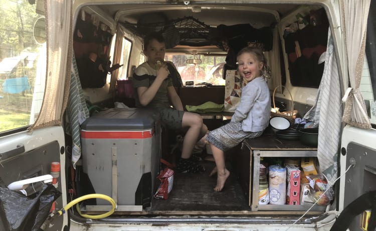 Croiseur de camping unique 4x4 avec tente de toit