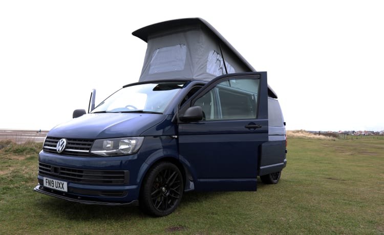 Babs – 4 berth Volkswagen campervan from 2019