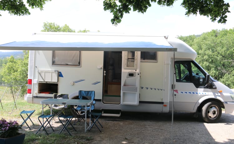 5-seater motorhome