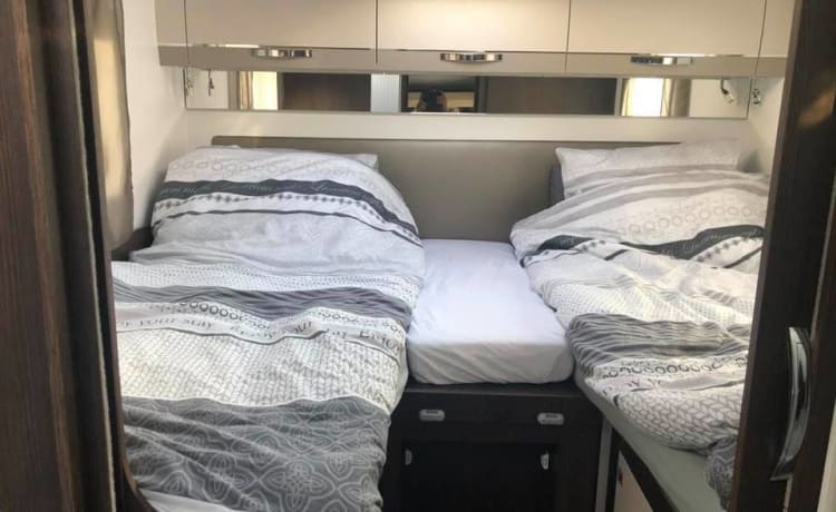 Benimar Cocoon 468 – Mobilheim DELUXE 4 Pers mit Anhängerkupplung