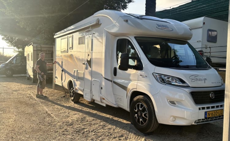 Louise – 4p McLouis semi-int von 2018 mit Queensize-Bett