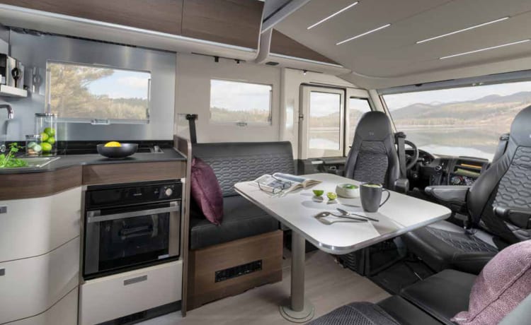 Adria Sonic Supreme 700 DL – 4p Adria Mobil integrated from 2024