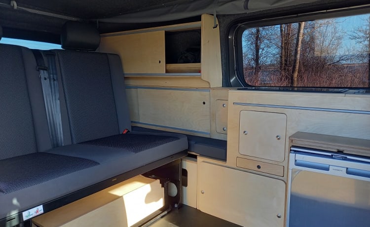 4p Fixxter campervan uit 2017