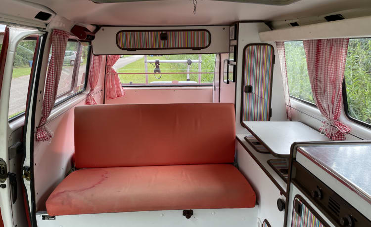 Lana – 2-Personen-Volkswagen-Wohnmobil von 1981