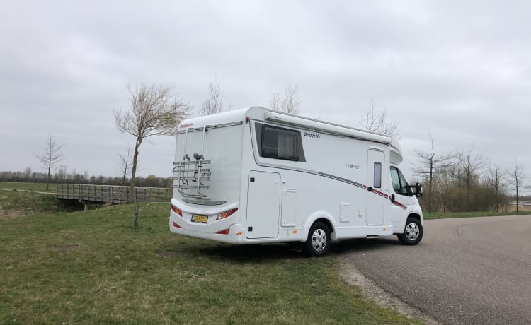 Mooie Dethleff's camper met automaat