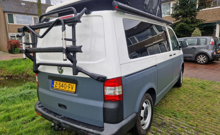 Ayo – Volkswagen Transporter tsi