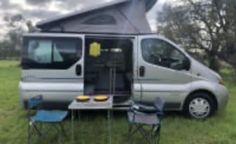 Adria 3 Way Rent Van dans les Pouilles