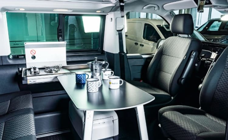 Zwitsers zakmes – 5p Volkswagen campervan uit 2023 (automaat)