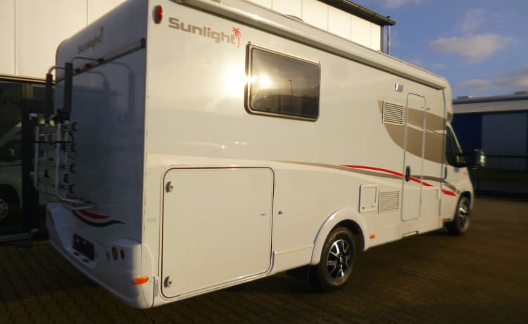 Corry – 5 persoons camper met hefbed en lengte bedden