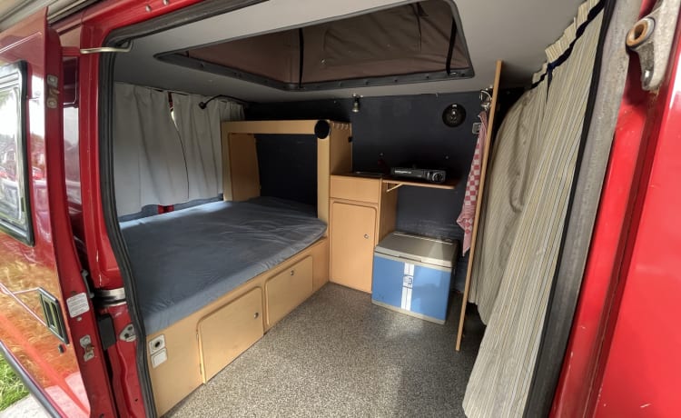 Betsie – Nice compact camper (lots of free km)