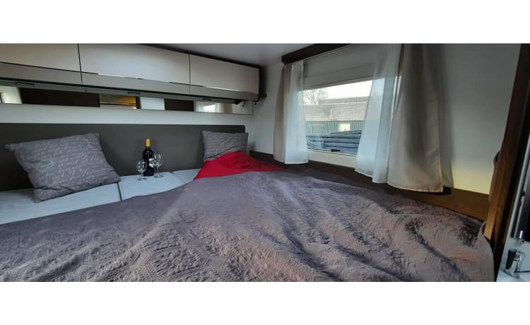 Benimar 2021 – Luxuriöser 4-Personen-Camper, 2021 mit 170 PS starkem Motor!