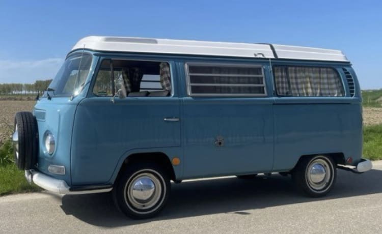 Mr. Blue Sky – Volkswagen T2 Westfalia oldtimer camper