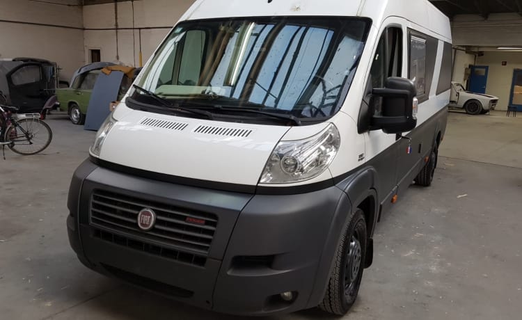 Camper bus Fiat Ducato del 2012, automatico e 180HP (!)