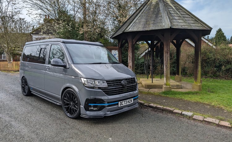 Phoenix – New Campervan fitted out with all your needs