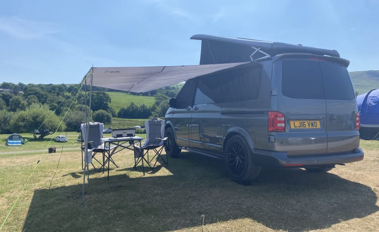 Indy – Camper VW di lusso per auto - recentemente convertito per il 2023 