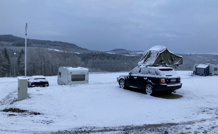  Isolerende binnentent. WINTERCAMPEREN !! – 2p Land Rover: Range Rover Sport con tenda sul tetto