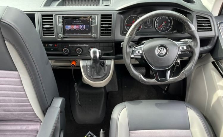 Carpe Diem – Carpe Diem in Warrington High Spec VW LWB Camper