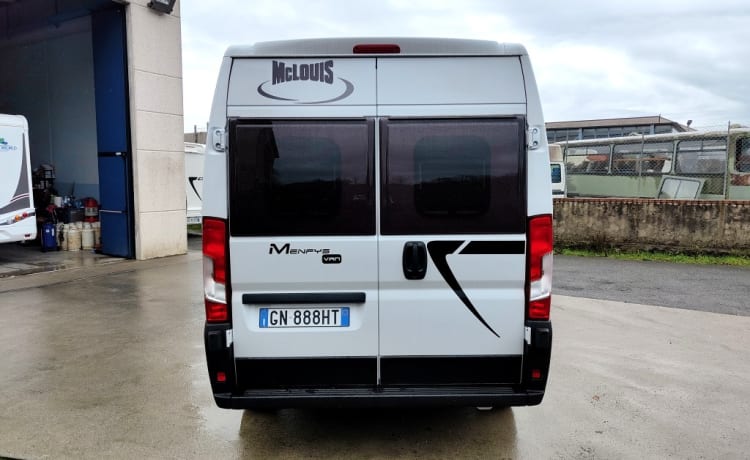 Menfys (1)  – Menfys VAN 3 MAXI S-Line (1) with optional bike rack