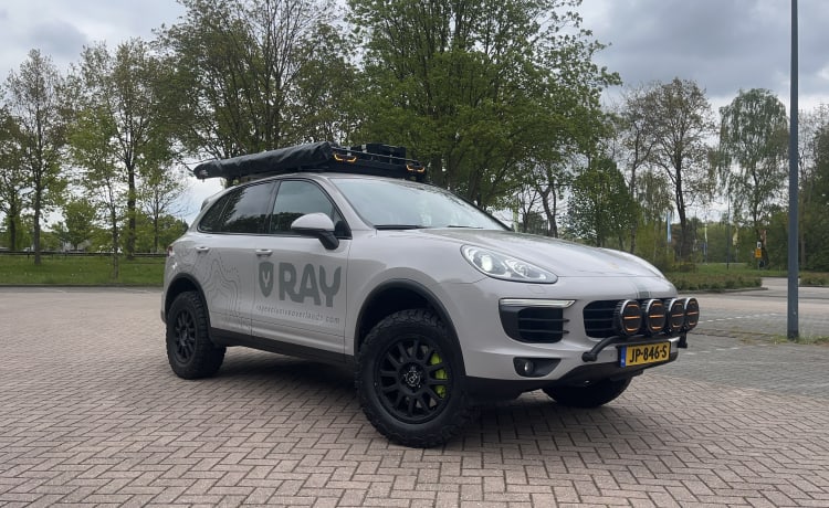 RAY001 – Porsche Cayenne Overland