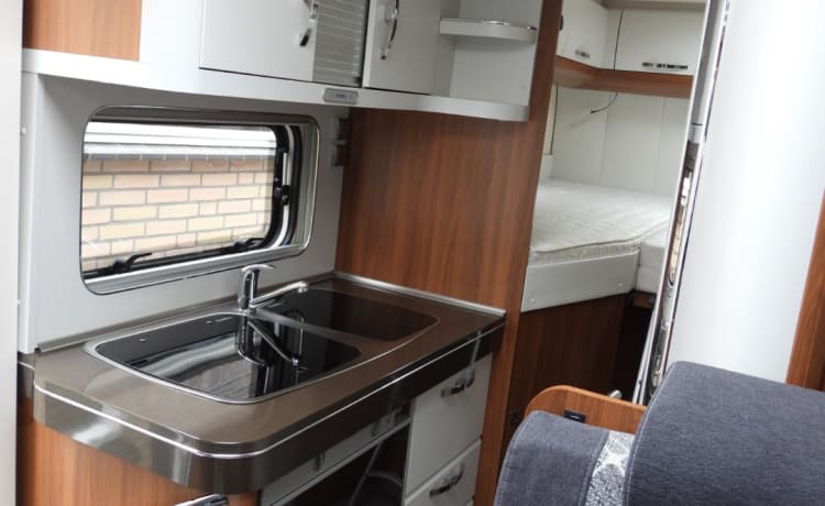 A compact, luxurious 2/3p camper BJ 2018
